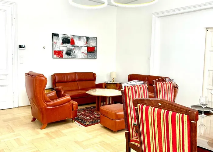 Opera 145 M2 Apartmán