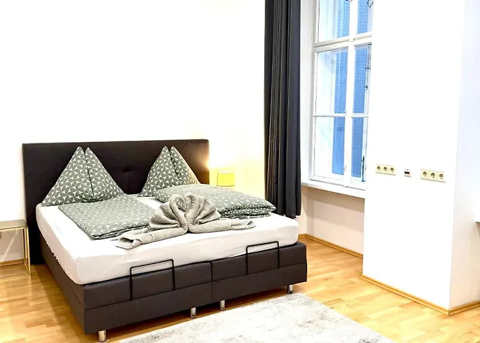 Apartmán Opera 145 M2 *